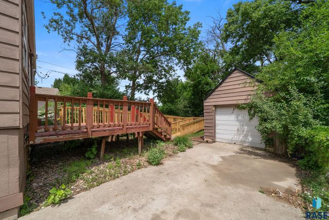 212 W 42nd St Street, Sioux Falls, SD 57105