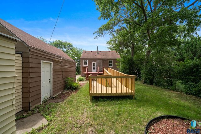 212 W 42nd St Street, Sioux Falls, SD 57105