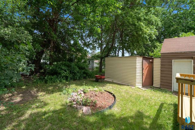 212 W 42nd St Street, Sioux Falls, SD 57105