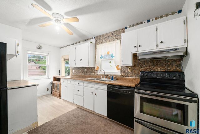 212 W 42nd St Street, Sioux Falls, SD 57105