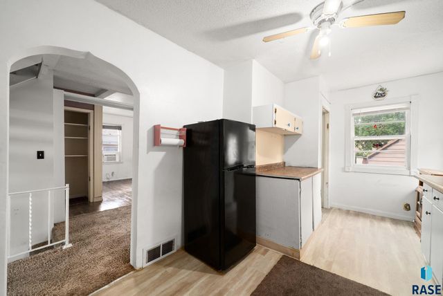 212 W 42nd St Street, Sioux Falls, SD 57105
