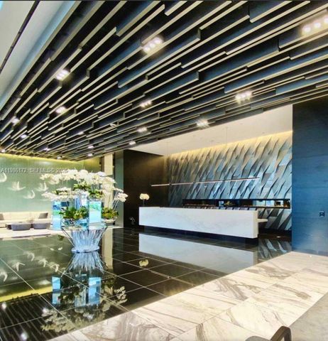 851 NE 1st Ave 1011, Miami, FL 33132