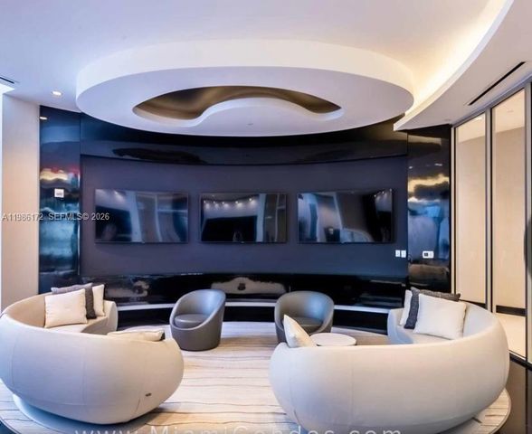 851 NE 1st Ave 1011, Miami, FL 33132