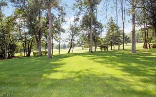 81 Sunlit Dr, Watchung Boro, NJ 07069