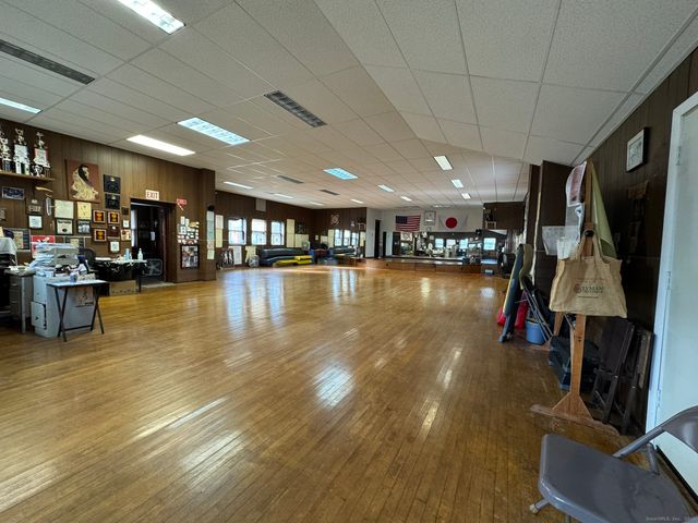 565 High Street, Middletown, CT 06457