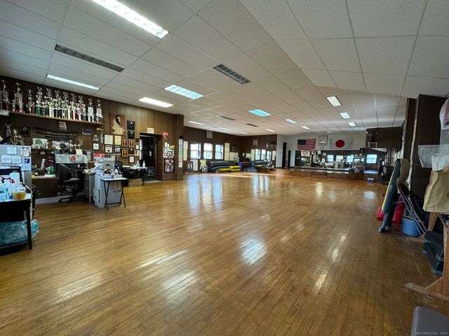 565 High Street, Middletown, CT 06457