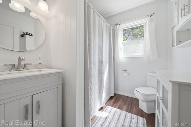 665 S Howell Street, Pinckney Village, MI 48169