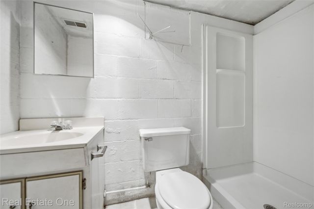 665 S Howell Street, Pinckney Village, MI 48169