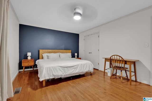659 RIDGE TOP CIRCLE, Birmingham, AL 35206