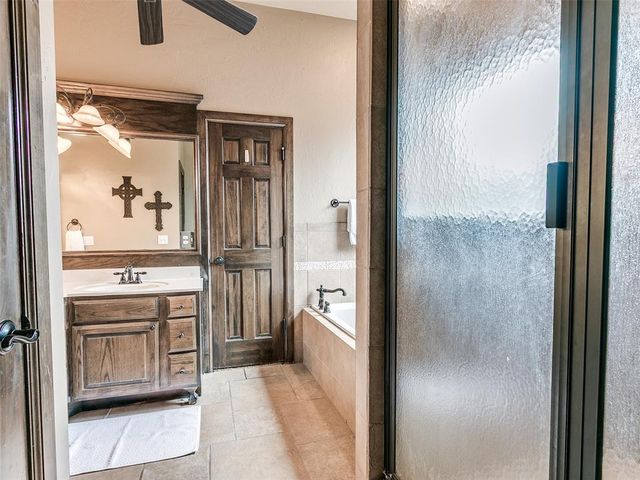 245 E Mobile Terrace, Mustang, OK 73064