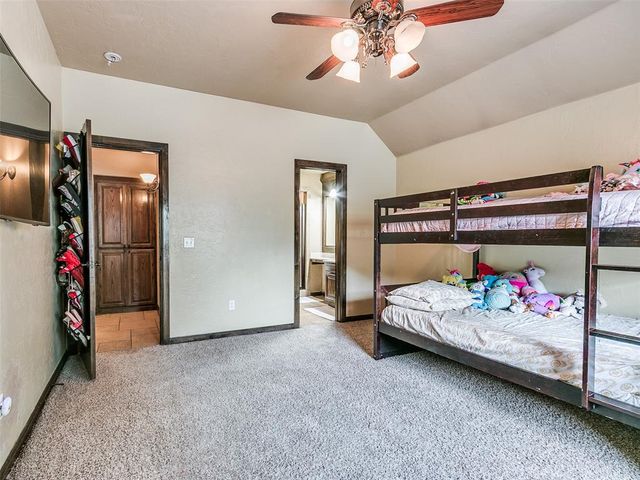 245 E Mobile Terrace, Mustang, OK 73064