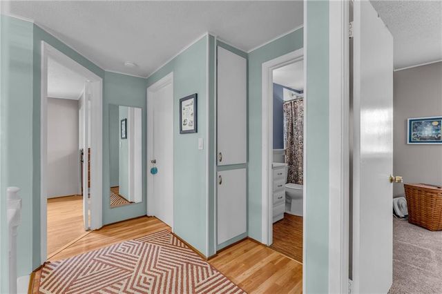 15339 Lake Road 2 Street, Gardner, KS 66030