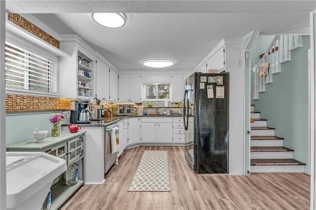 15339 Lake Road 2 Street, Gardner, KS 66030