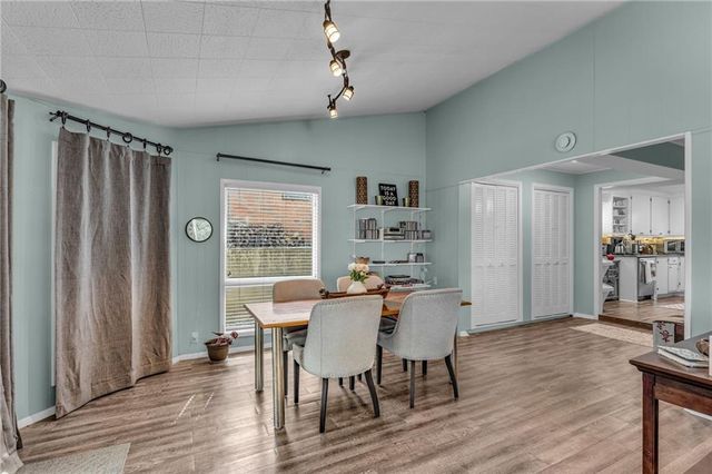 15339 Lake Road 2 Street, Gardner, KS 66030