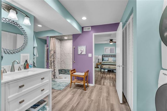 15339 Lake Road 2 Street, Gardner, KS 66030