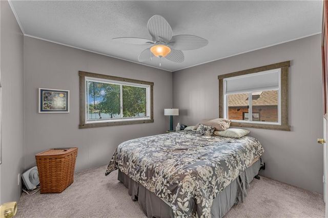 15339 Lake Road 2 Street, Gardner, KS 66030