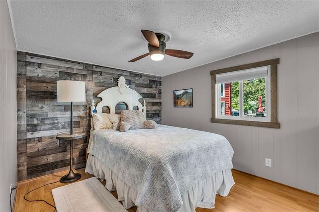 15339 Lake Road 2 Street, Gardner, KS 66030