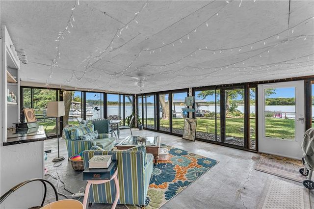 15339 Lake Road 2 Street, Gardner, KS 66030