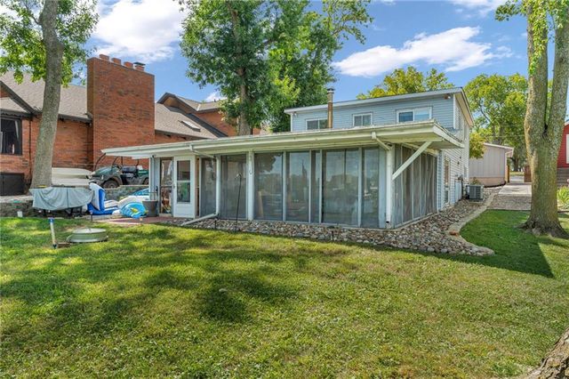 15339 Lake Road 2 Street, Gardner, KS 66030