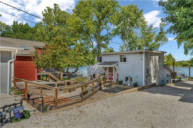 15339 Lake Road 2 Street, Gardner, KS 66030