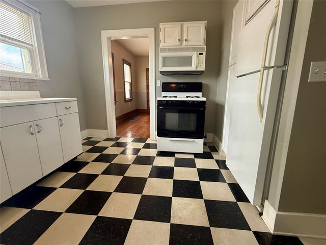 1328 PATTERSON Avenue, Erie, PA 16508