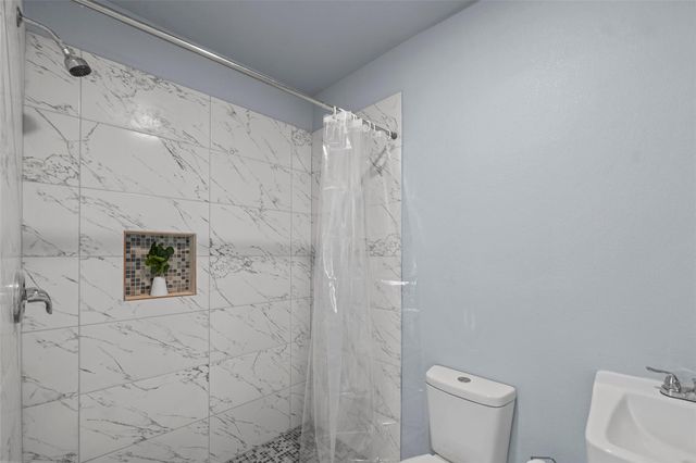 1416 Avenue L Avenue, Santa Fe, TX 77510