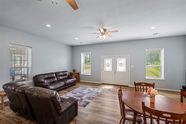 1416 Avenue L Avenue, Santa Fe, TX 77510