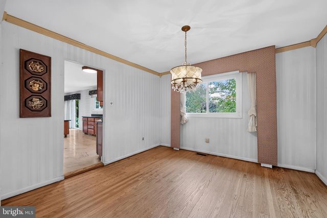1 BUCKNELL DR, Cherry Hill, NJ 08034