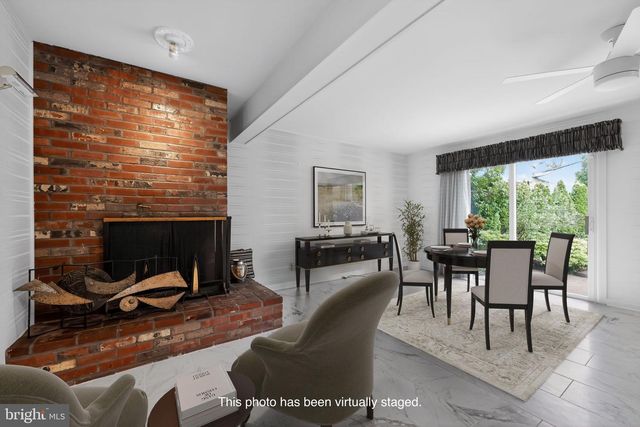 1 BUCKNELL DR, Cherry Hill, NJ 08034