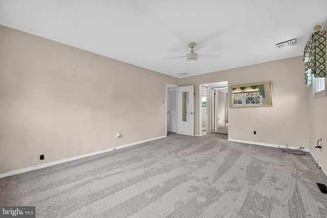 1 BUCKNELL DR, Cherry Hill, NJ 08034