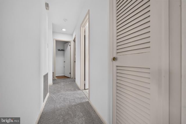 1 BUCKNELL DR, Cherry Hill, NJ 08034