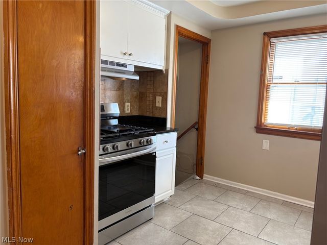 5116 Erwin Street, Maple Heights, OH 44137