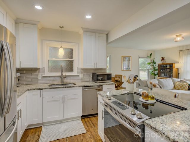 3318 Campbell Drive, Charlotte, NC 28205