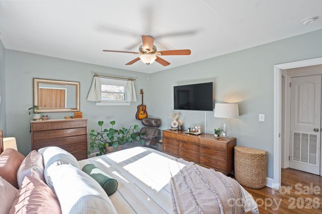 3318 Campbell Drive, Charlotte, NC 28205