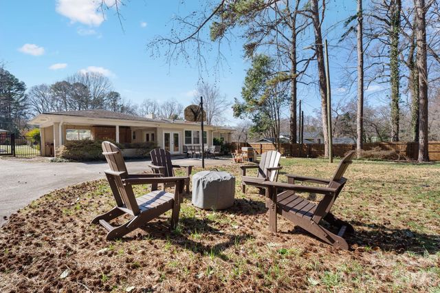 3318 Campbell Drive, Charlotte, NC 28205