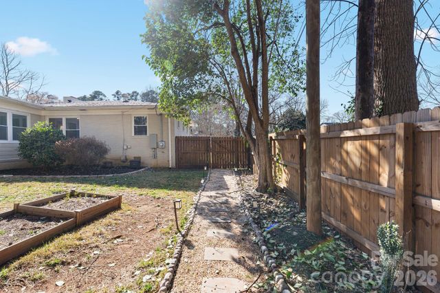 3318 Campbell Drive, Charlotte, NC 28205