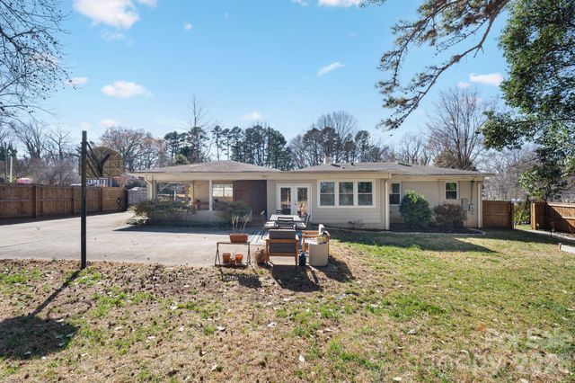 3318 Campbell Drive, Charlotte, NC 28205
