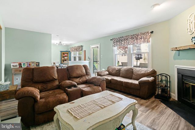 1374 BEECHDROP CT, Yardley, PA 19067