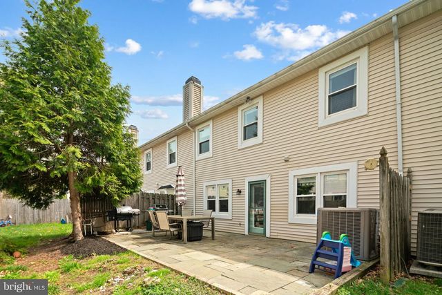 1374 BEECHDROP CT, Yardley, PA 19067