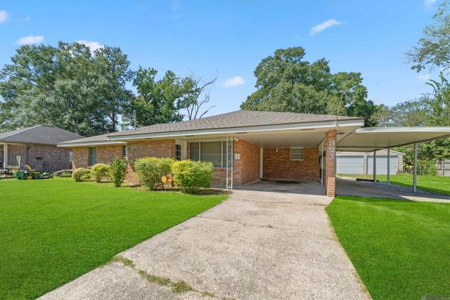 927 Robbie St, Denham Springs, LA 70726