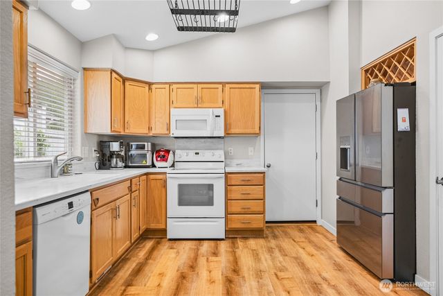 8040 Andover Lane SE, Tumwater, WA 98501