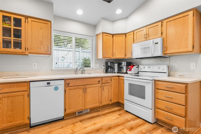 8040 Andover Lane SE, Tumwater, WA 98501
