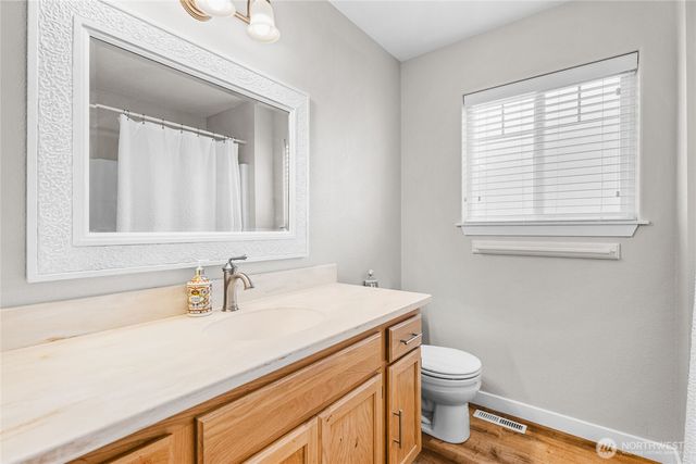 8040 Andover Lane SE, Tumwater, WA 98501