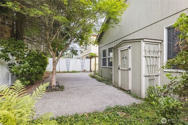 8040 Andover Lane SE, Tumwater, WA 98501