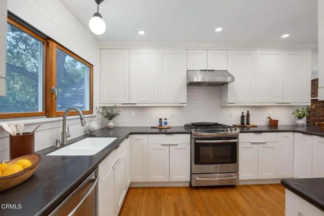 4821 Daleridge Road, La Canada Flintridge, CA 91011