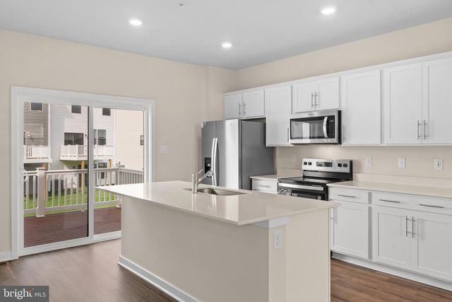 220 SOFT RUSH LN, La Plata, MD 20646