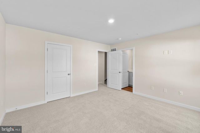 220 SOFT RUSH LN, La Plata, MD 20646
