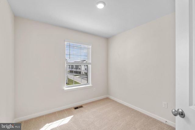 220 SOFT RUSH LN, La Plata, MD 20646