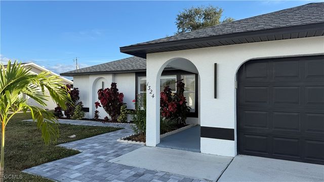 1324 SE 22nd TER, Cape Coral, FL 33990