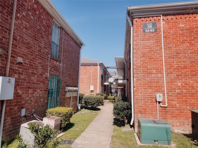 9201 Clarewood Drive 58, Houston, TX 77036